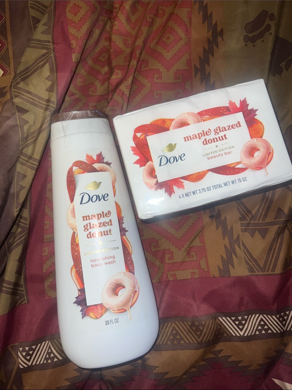 Dove Maple Glazed Donut Nourishing Body Wash - White